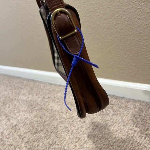 Authentic BURBERRY SHOULDERBAG bought from @bagriculture - Picture 12 of 14